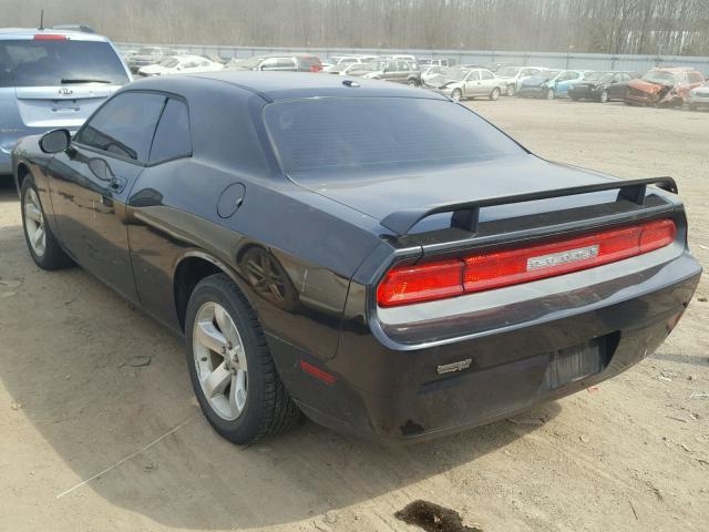 2B3LJ44V89H535885 - 2009 DODGE CHALLENGER BLACK photo 3