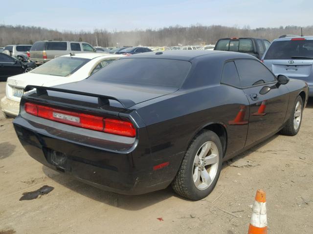 2B3LJ44V89H535885 - 2009 DODGE CHALLENGER BLACK photo 4