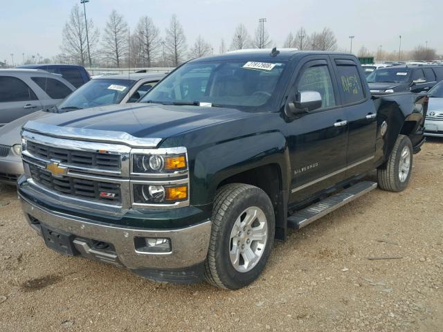 1GCVKSEC1EZ323331 - 2014 CHEVROLET SILVERADO GREEN photo 2