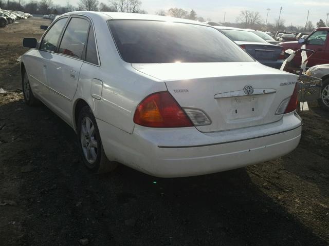 4T1BF28B32U239445 - 2002 TOYOTA AVALON XL WHITE photo 3