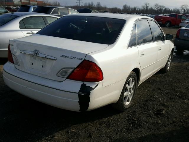 4T1BF28B32U239445 - 2002 TOYOTA AVALON XL WHITE photo 4