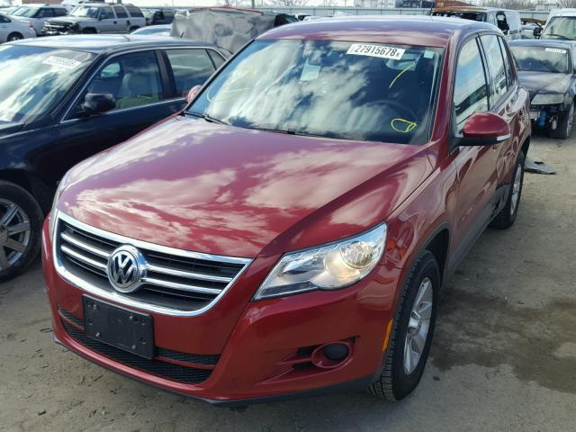 WVGBV7AX9AW003665 - 2010 VOLKSWAGEN TIGUAN SE RED photo 2