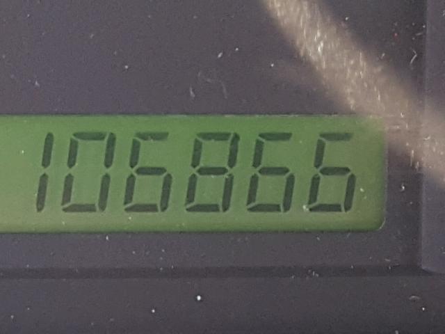 KL1TD6DE4AB048303 - 2010 CHEVROLET AVEO LS WHITE photo 8