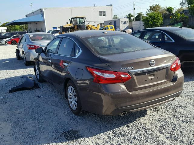 1N4AL3AP9HC212114 - 2017 NISSAN ALTIMA 2.5 BROWN photo 3