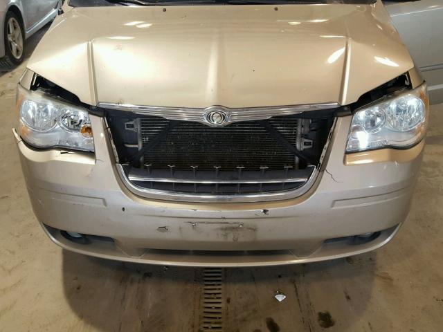 2A8HR54169R634871 - 2009 CHRYSLER TOWN & COU GRAY photo 7