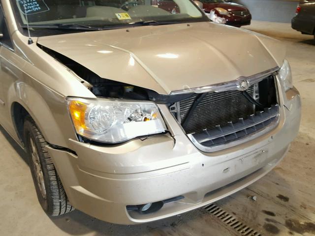 2A8HR54169R634871 - 2009 CHRYSLER TOWN & COU GRAY photo 9