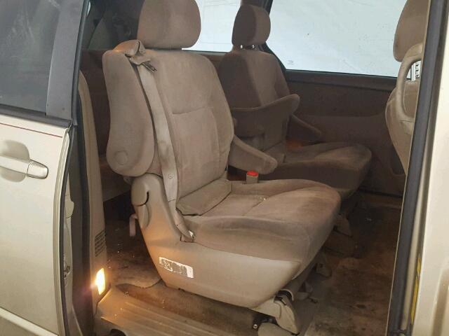 5TDZA22C05S268557 - 2005 TOYOTA SIENNA XLE TAN photo 6