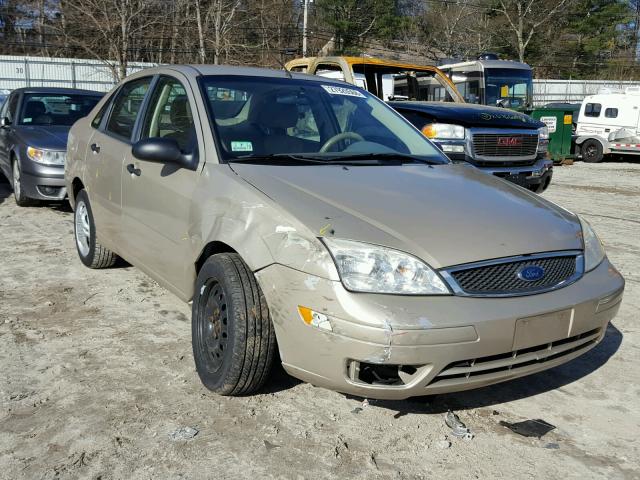 1FAFP34N76W136862 - 2006 FORD FOCUS ZX4 BEIGE photo 1