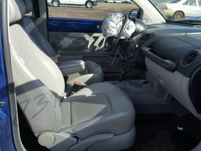 3VWRW31C78M509637 - 2008 VOLKSWAGEN NEW BEETLE 蓝色 照片 5