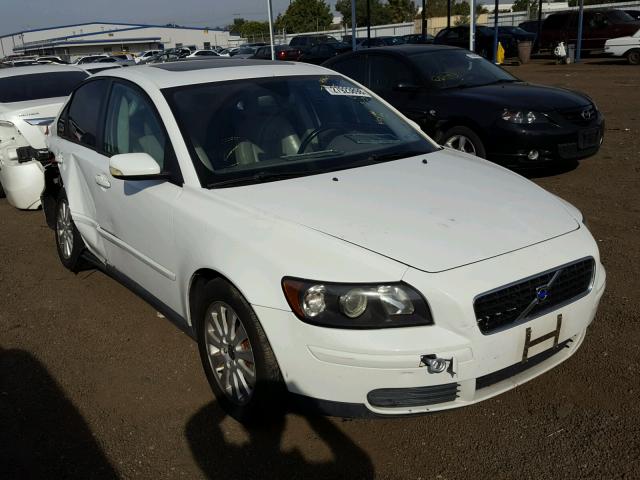 YV1MS382452046536 - 2005 VOLVO S40 2.4I WHITE photo 1