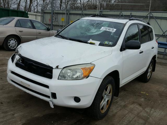 JTMBD33V566012298 - 2006 TOYOTA RAV4 WHITE photo 2