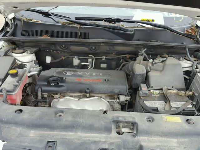 JTMBD33V566012298 - 2006 TOYOTA RAV4 WHITE photo 7