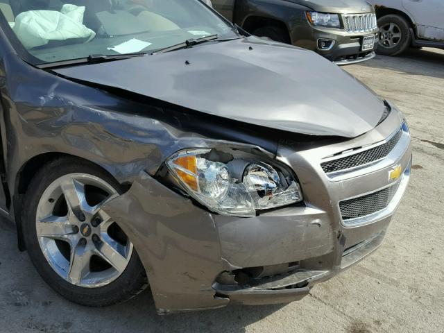 1G1ZC5EB1A4154421 - 2010 CHEVROLET MALIBU 1LT 灰色 照片 9