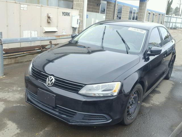 3VW1K7AJXCM342360 - 2012 VOLKSWAGEN JETTA BASE შავი ფოტო 2