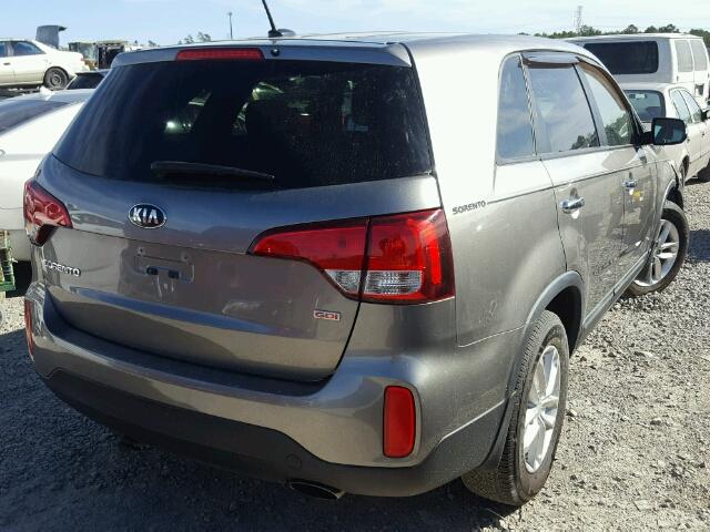 5XYKT3A63EG488303 - 2014 KIA SORENTO LX SILVER photo 4