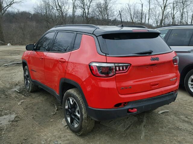 3C4NJDDB7HT635916 - 2017 JEEP COMPASS TR RED photo 3