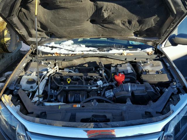 3FAHP0HA2BR211673 - 2011 FORD FUSION SE GRAY photo 7