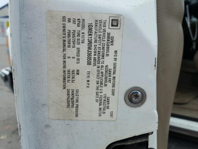 1GNEK13R0WJ360508 - 1998 CHEVROLET TAHOE K150 WHITE photo 10