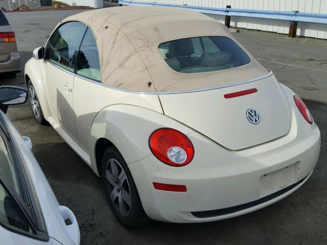 3VWRG31Y46M313029 - 2006 VOLKSWAGEN NEW BEETLE TAN photo 3