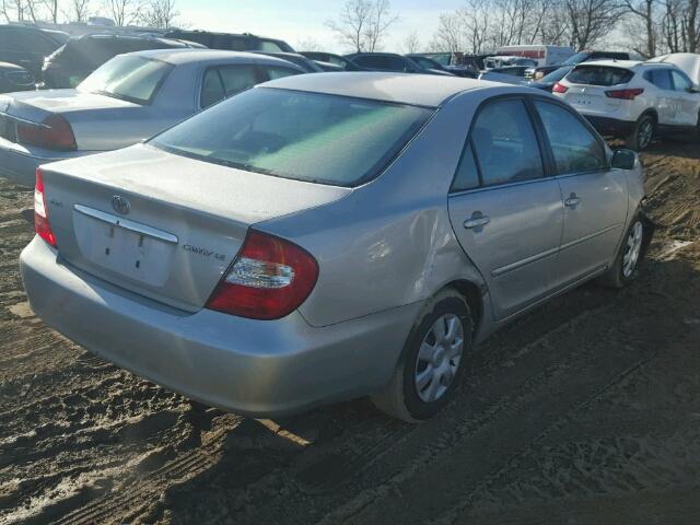 4T1BE32K94U908497 - 2004 TOYOTA CAMRY LE SILVER photo 4