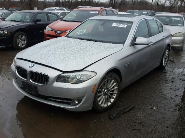 WBAFU7C52CDU65050 - 2012 BMW 535 XI ვერცხლისფერი ფოტო 2
