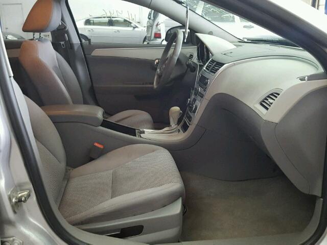 1G1ZA5E14BF161480 - 2011 CHEVROLET MALIBU LS ნაცრისფერი ფოტო 5