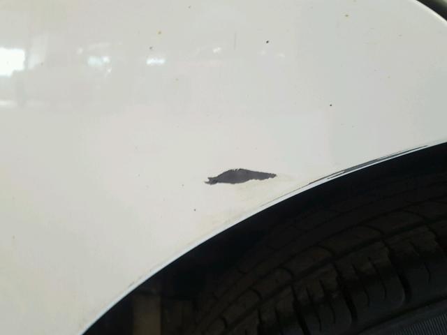 KL1TD6DE5BB147133 - 2011 CHEVROLET AVEO LS WHITE photo 9