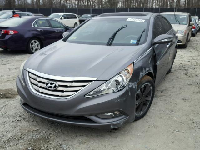 5NPEC4AC6BH092878 - 2011 HYUNDAI SONATA SE SILVER photo 2