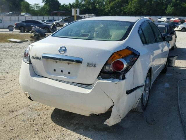 1N4AL2AP6BC175380 - 2011 NISSAN ALTIMA WHITE photo 4