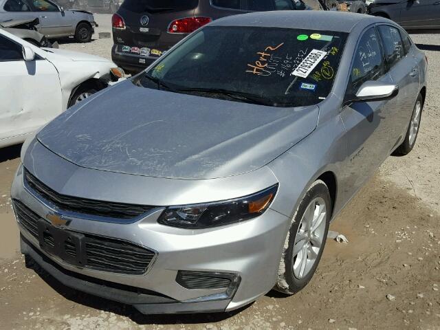 1G1ZD5ST7JF138190 - 2018 CHEVROLET MALIBU LT SILVER photo 2