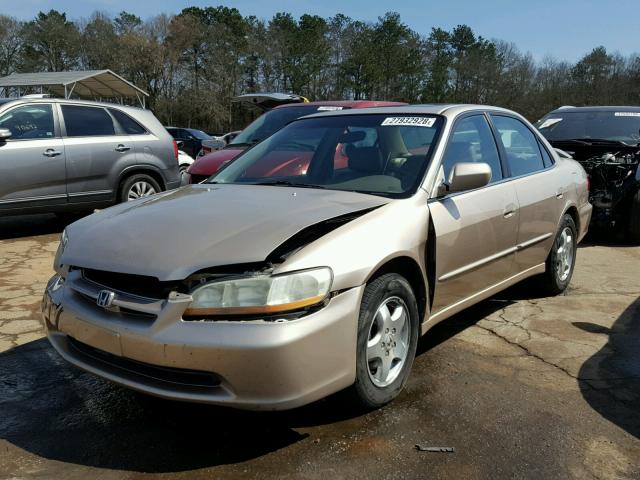 1HGCG165XYA012214 - 2000 HONDA ACCORD EX TAN photo 2