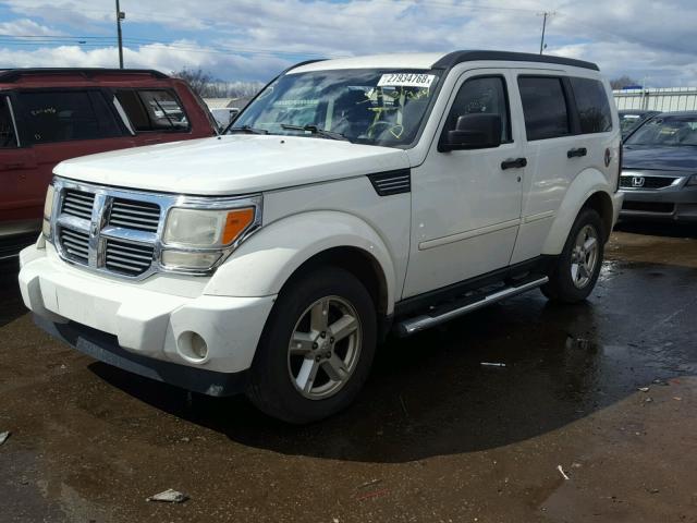 1D8GU28KX7W663251 - 2007 DODGE NITRO SXT WHITE photo 2