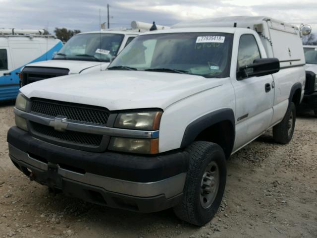 1GCHK24UX3E167690 - 2003 CHEVROLET SILVERADO WHITE photo 2