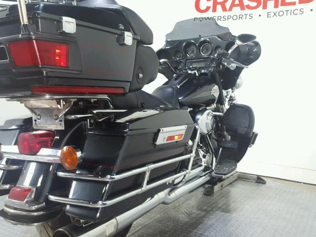 1HD1FCW1X6Y674881 - 2006 HARLEY-DAVIDSON FLHTCUI BLACK photo 18