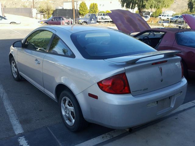 1G2AL15F977348738 - 2007 PONTIAC G5 WHITE photo 3