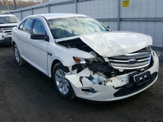 1FAHP2DW7AG153532 - 2010 FORD TAURUS SE WHITE photo 1