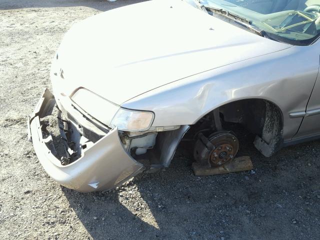 1HGCD5639TA211424 - 1996 HONDA ACCORD LX SILVER photo 9