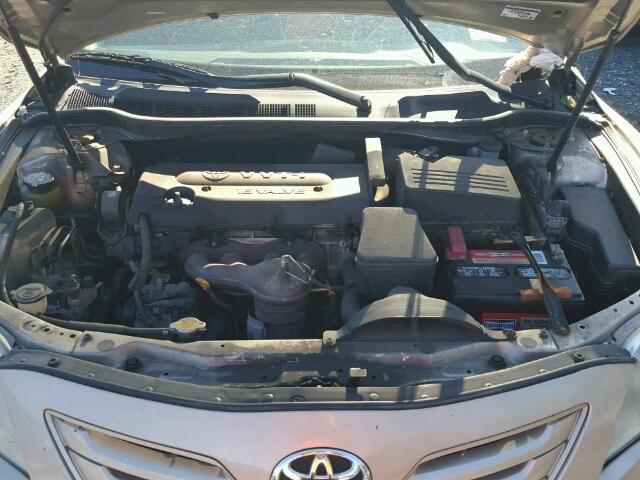 4T1BE46K49U821243 - 2009 TOYOTA CAMRY BASE GOLD photo 7