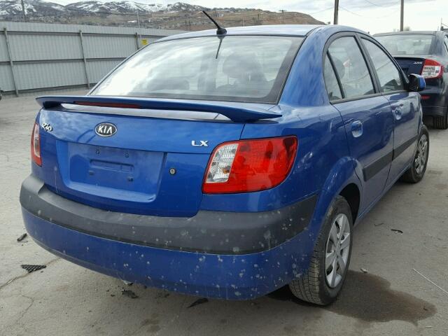 KNADE123586426613 - 2008 KIA RIO BASE BLUE photo 4