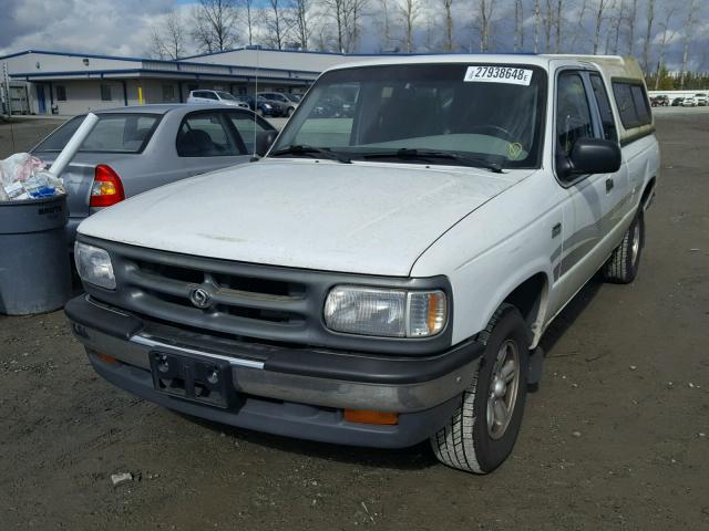 4F4CR16A1VTM19092 - 1997 MAZDA B2300 CAB WHITE photo 2