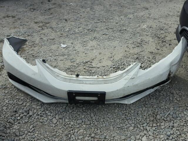 19XFB2F55FE000353 - 2015 HONDA CIVIC LX WHITE photo 9