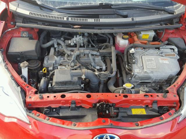 JTDKDTB3XD1040883 - 2013 TOYOTA PRIUS C RED photo 7