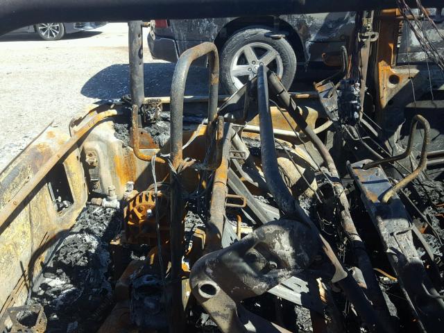 1C4AJWAG3HL697190 - 2017 JEEP WRANGLER S BLACK photo 6