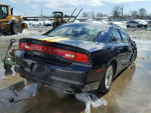 2C3CDXBG5CH117422 - 2012 DODGE CHARGER SE BLACK photo 4