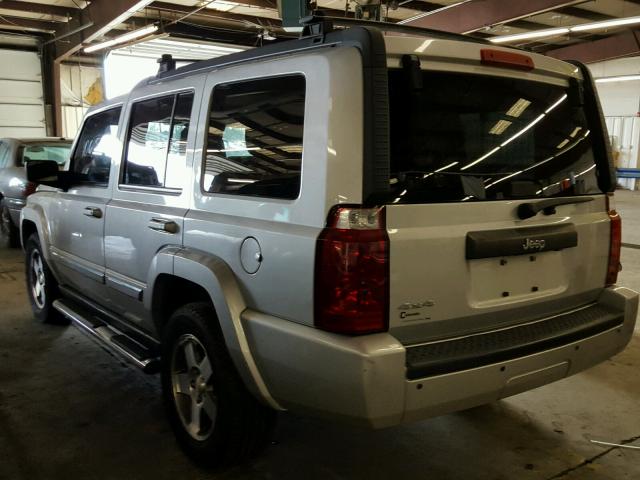 1J4RG4GK1AC127920 - 2010 JEEP COMMANDER SILVER photo 3