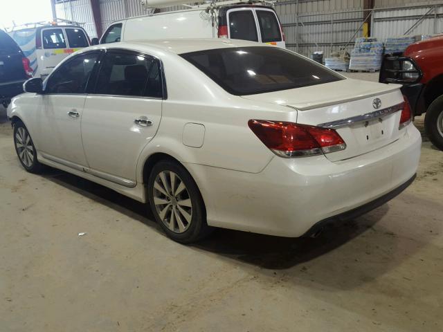 4T1BK3DB4BU430668 - 2011 TOYOTA AVALON BAS WHITE photo 3