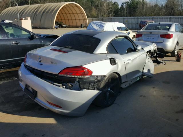 WBALM5C57AE162263 - 2010 BMW Z4 SDRIVE3 SILVER photo 4