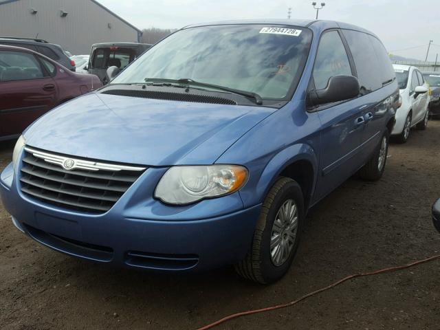 2A4GP44R97R244878 - 2007 CHRYSLER TOWN & COU BLUE photo 2