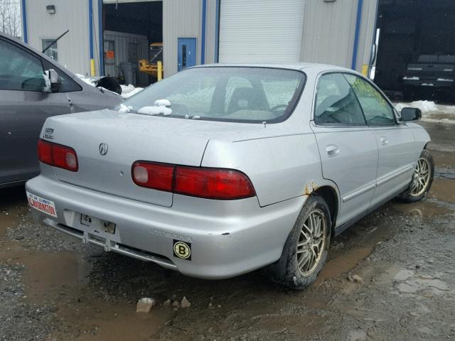 JH4DB7654YS000590 - 2000 ACURA INTEGRA LS SILVER photo 4