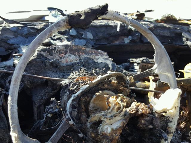 1J8HG48K06C209024 - 2006 JEEP COMMANDER WHITE photo 8